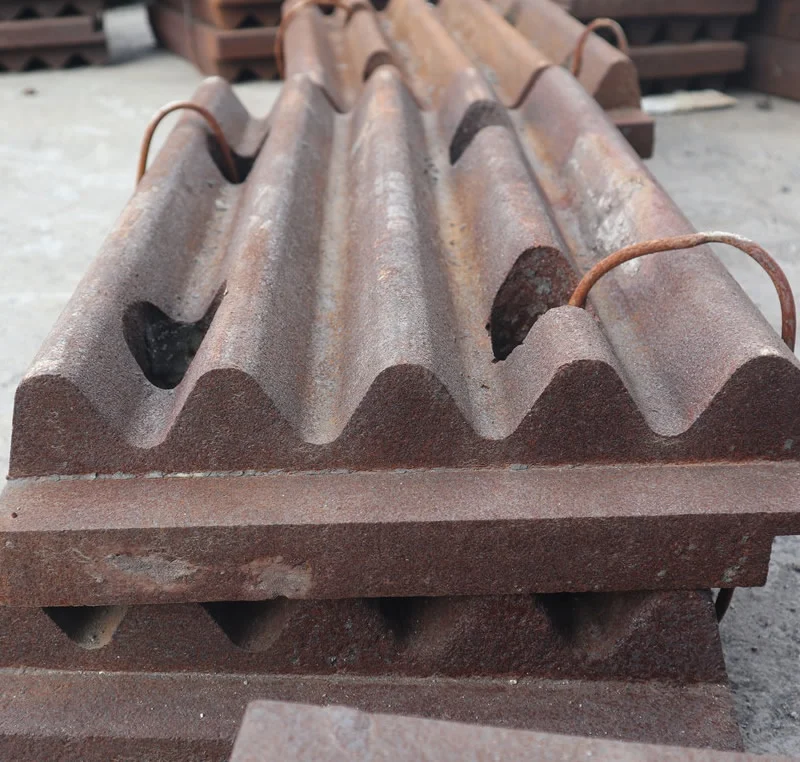 ZGMn18Cr2  wear resistance liner plate for crusher/hammer crusher wear parts