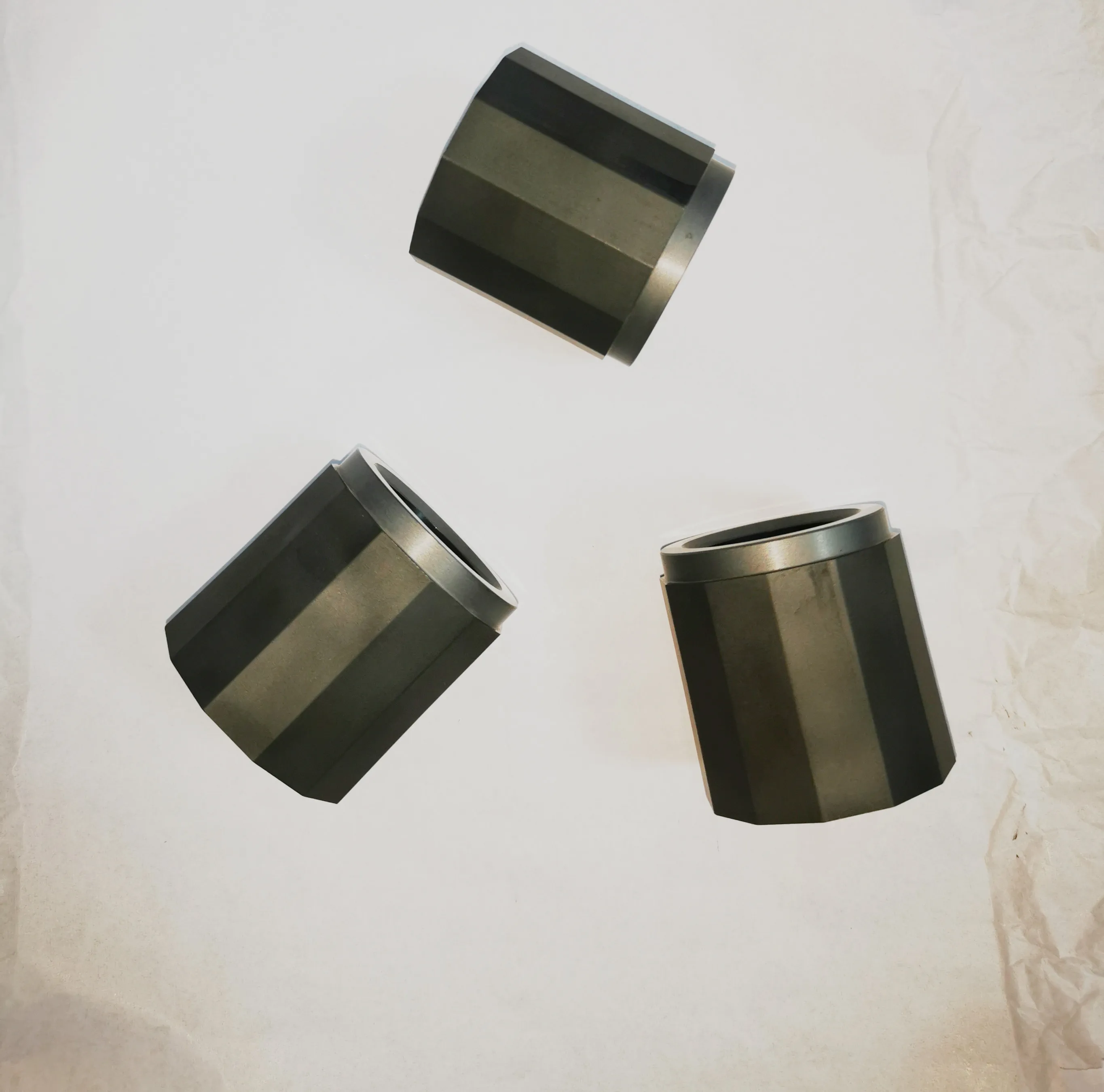 Industrial Silicon Carbide Bushings/ Sleeves