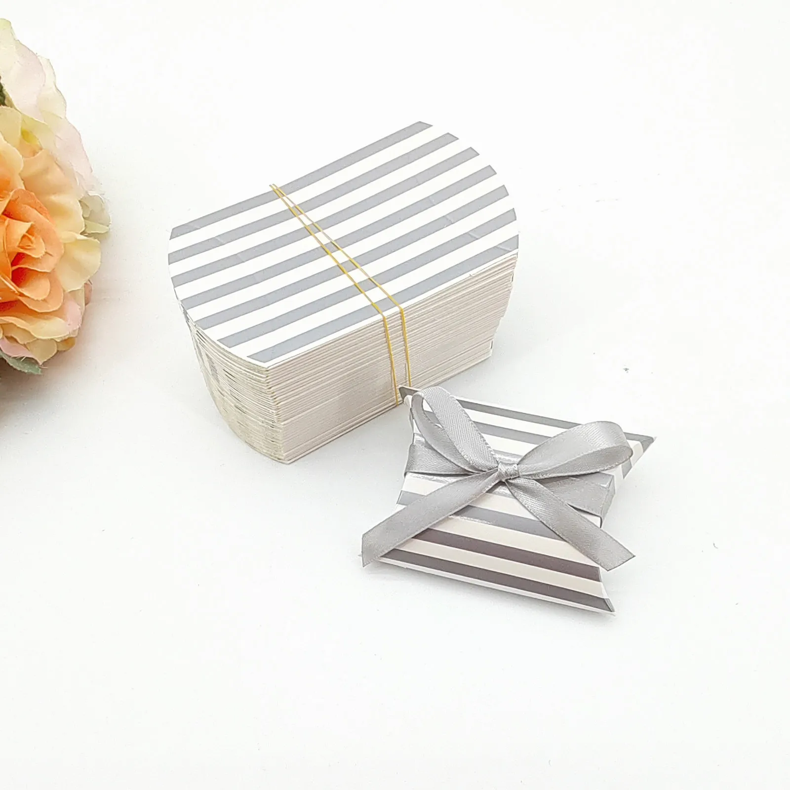 Custom Logo Design Biodegradable Eco Friendly Boxes Paper Packaging White Kraft Chocolate Candy Cookie Pillow Box