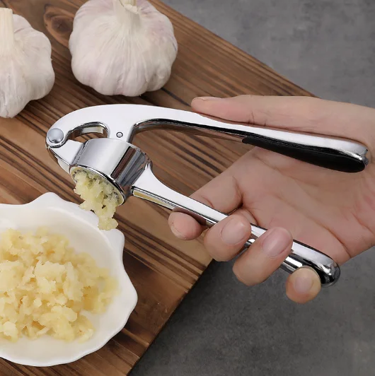 Hot Sale Kitchen Products Premium Quality Garlic Press Tool Assisted Garlic Mincer Easy Clean Garlic Crusher