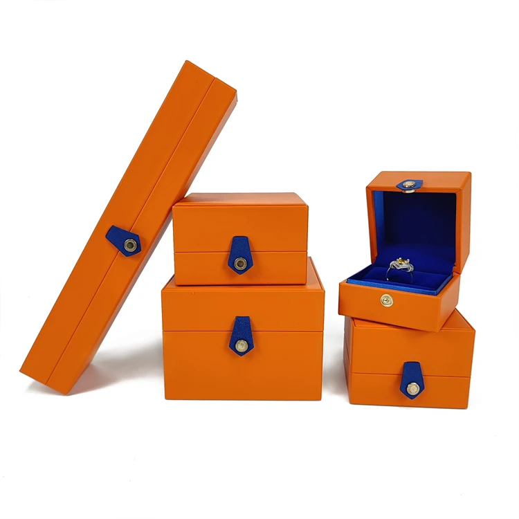 ODM manufacturer luxury jewelry box personalized pu leather jewelry sets box