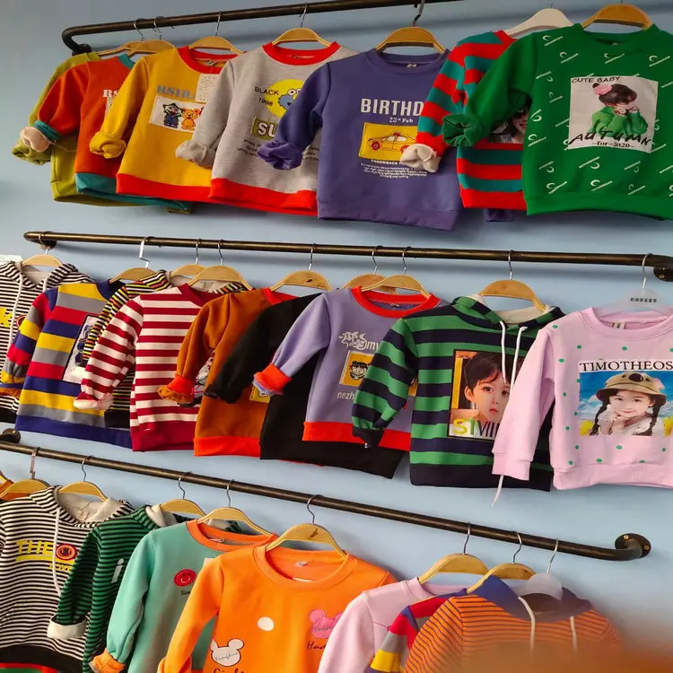 2.45 Dollar Model FYK008 Ages 2-7 Years Winter Boys And Girls Kids oversized hoodie with fur material