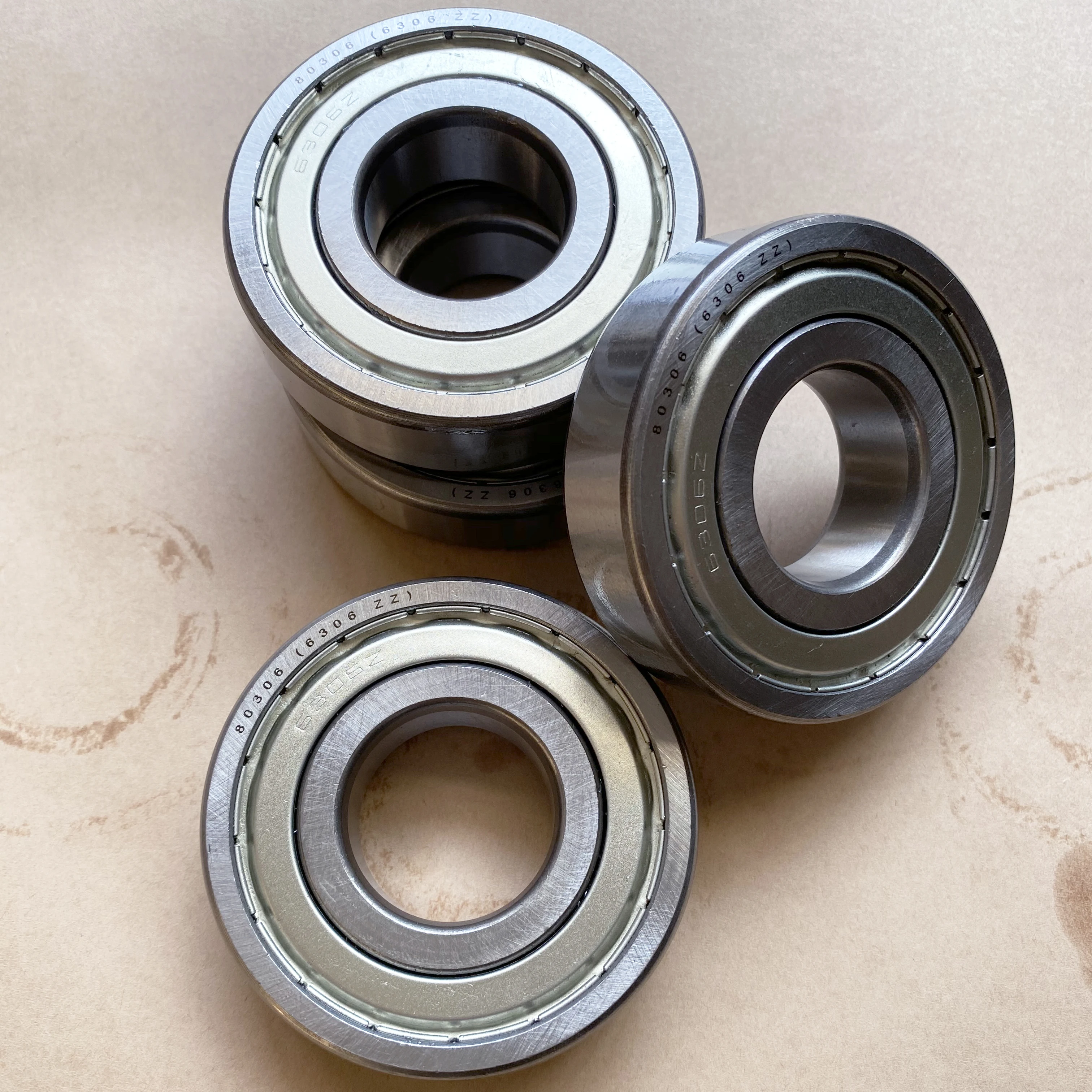 DST High Quality Deep Groove Ball Bearings 6006 106 180106 80106 Size:30 * 55 13mm