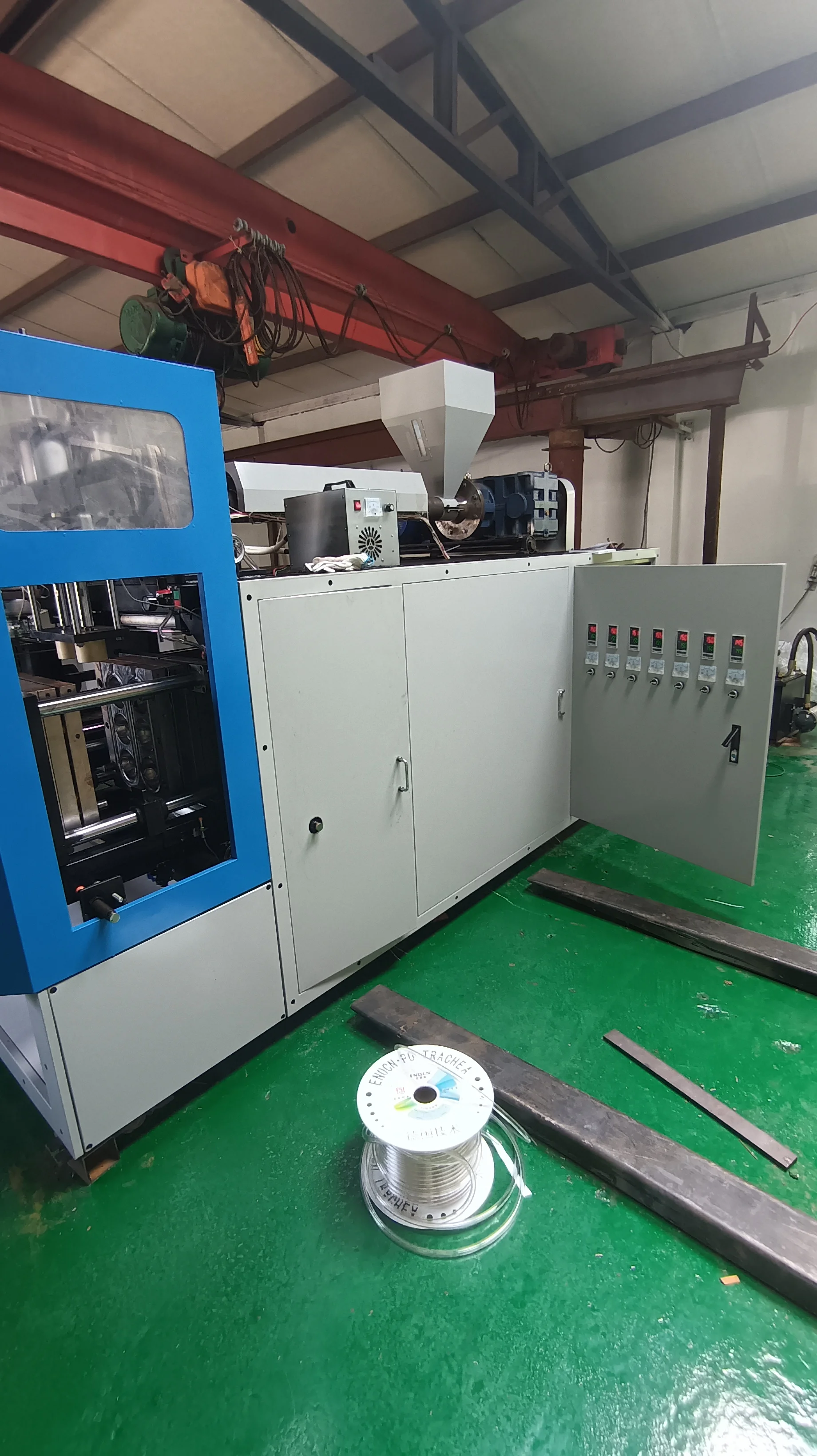 LDPE Ocean Ball Blow Molding Machine HDPE PP PE Cans Plastic Bottle Extruder