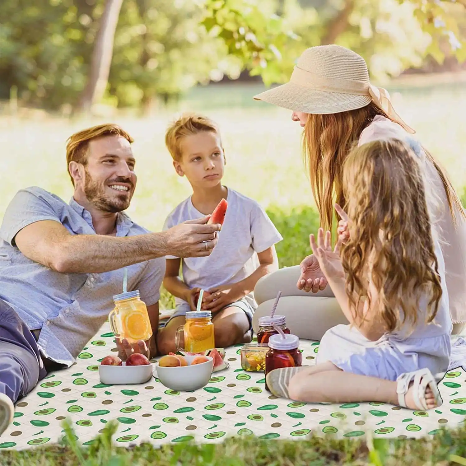 Wholesale Outdoor Foldable Camping Beach Mat Waterproof Sand Free Picnic Mat With Easy Handle