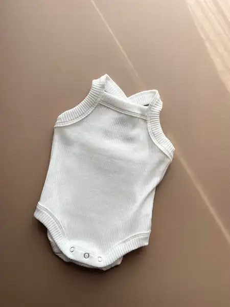 Summer Gender Newborn Baby Romper Vest Soft Ribbed Cotton Baby Bodysuit Cross Back Snap Button Closure One Piece Kids Jumpsuit