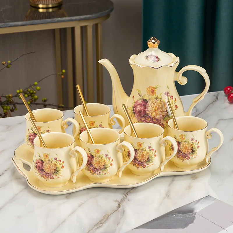 Luxury Gold Rim Afternoon Tea Set European Tea Pot and Cup Set Ceramic Coffee and Tea Set