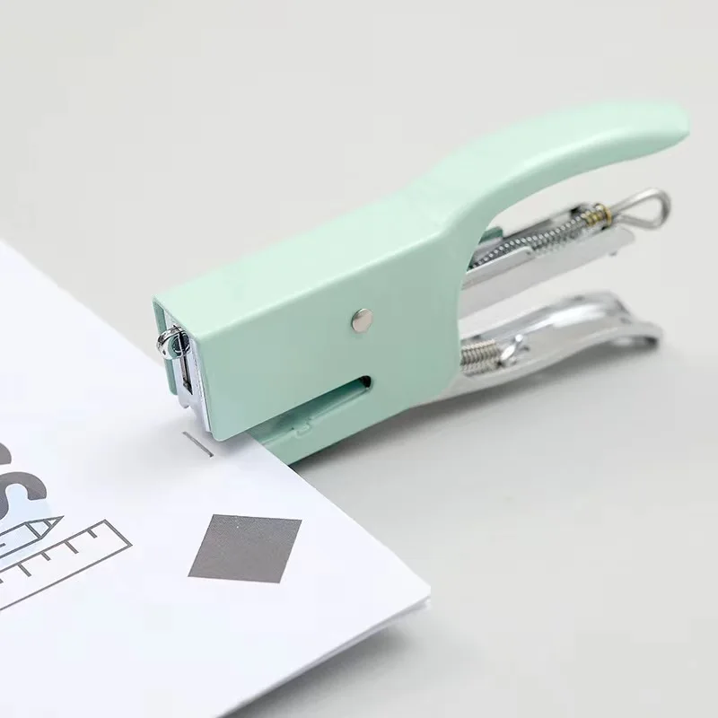 Stationery Set Color Stapler and Labor-Saving Staples Remover
