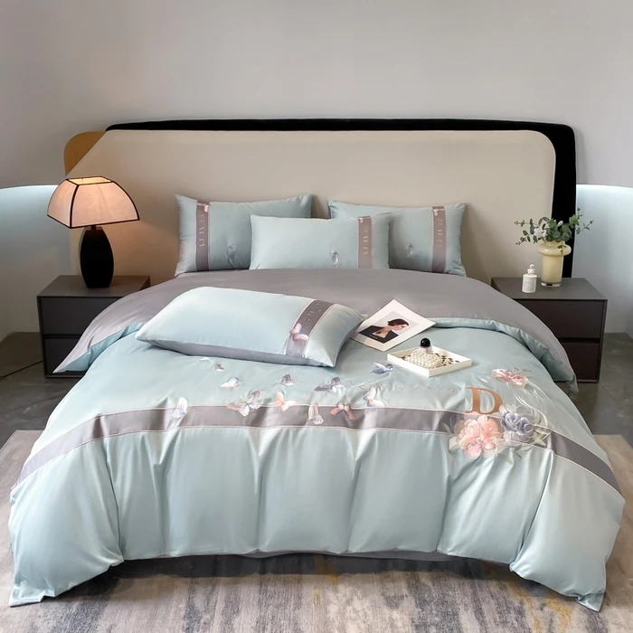 Light luxury and high-end cotton long-staple cotton embroidered four-piece duvet cover sheet and bedding