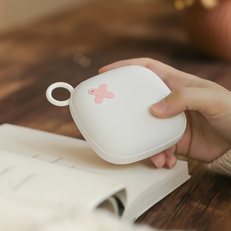 Wholesale Christmas Gift Cute Electric USB Rechargeable Reusable Hand Warmer with 4000mAh power bank