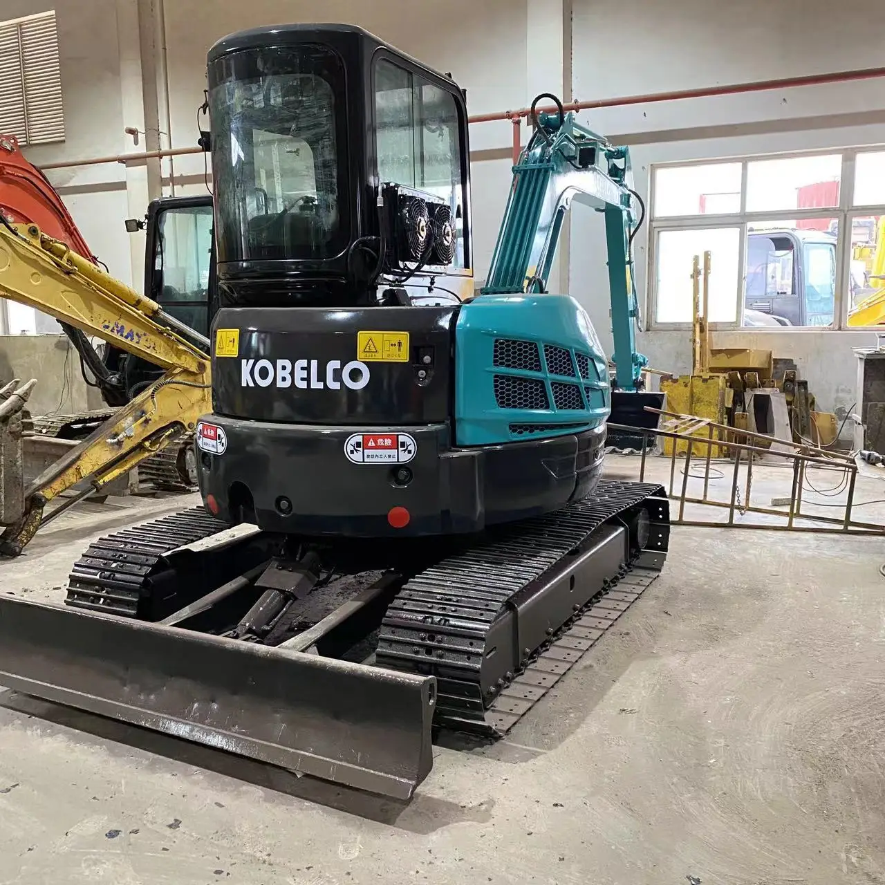 Used mini excavator used kobelco SK55  mini excavator machine 5 Ton hydraulic crawler Second-hand excavator kobelco