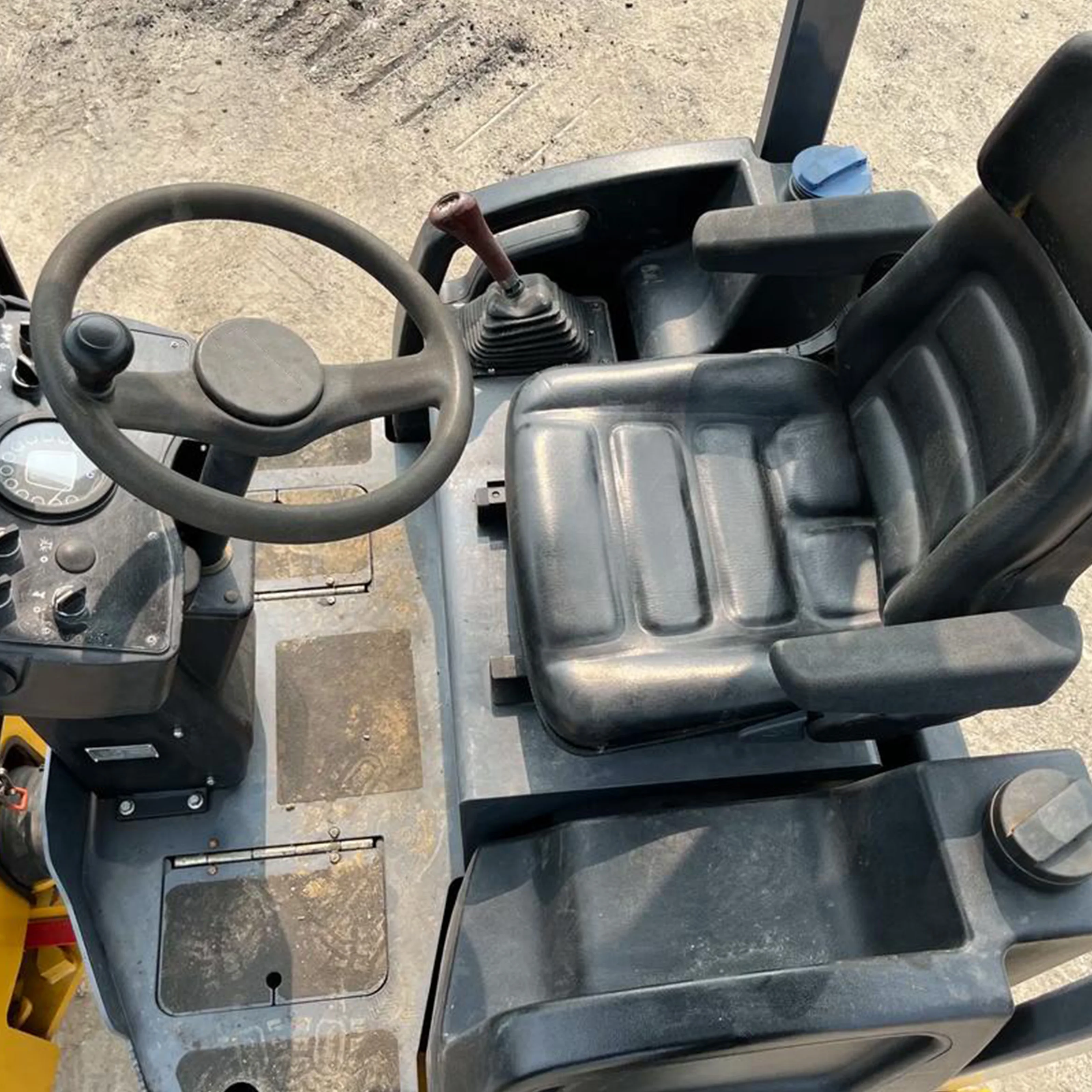 Versatile Hydraulic Road Roller Suitable for a Wide Range of Construction Projects from Small Scale to Large Scale Road Roller