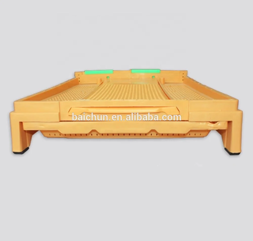 Plastic beehive bottom, suitable for many kinds of deep hives
