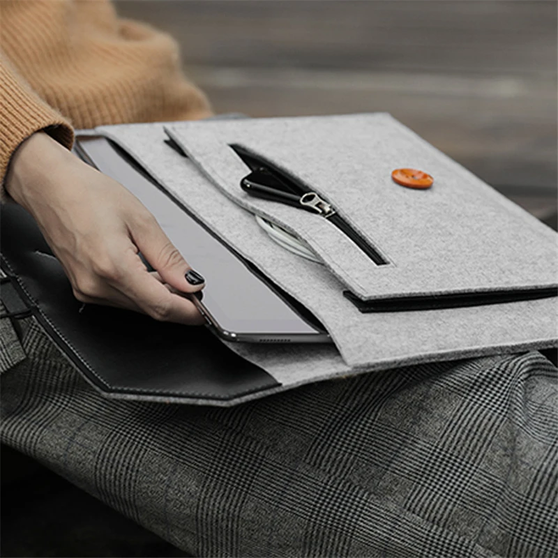
Fashion Basics Wool Felt Laptop Protective Sleeve Case 