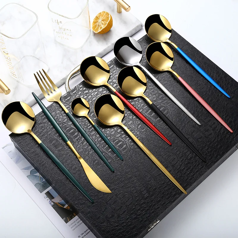 Wholesale Reusable Luxury Stainless Steel Gold Flatware Wedding Restaurant 24Pcs Modern Cutlery Set With Case