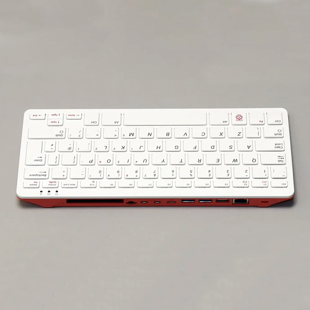 Четырехъядерный процессор Raspberry Pi 400, 64 ГБ ОЗУ, полный ПК с более быстрой клавиатурой Pi 4 в A