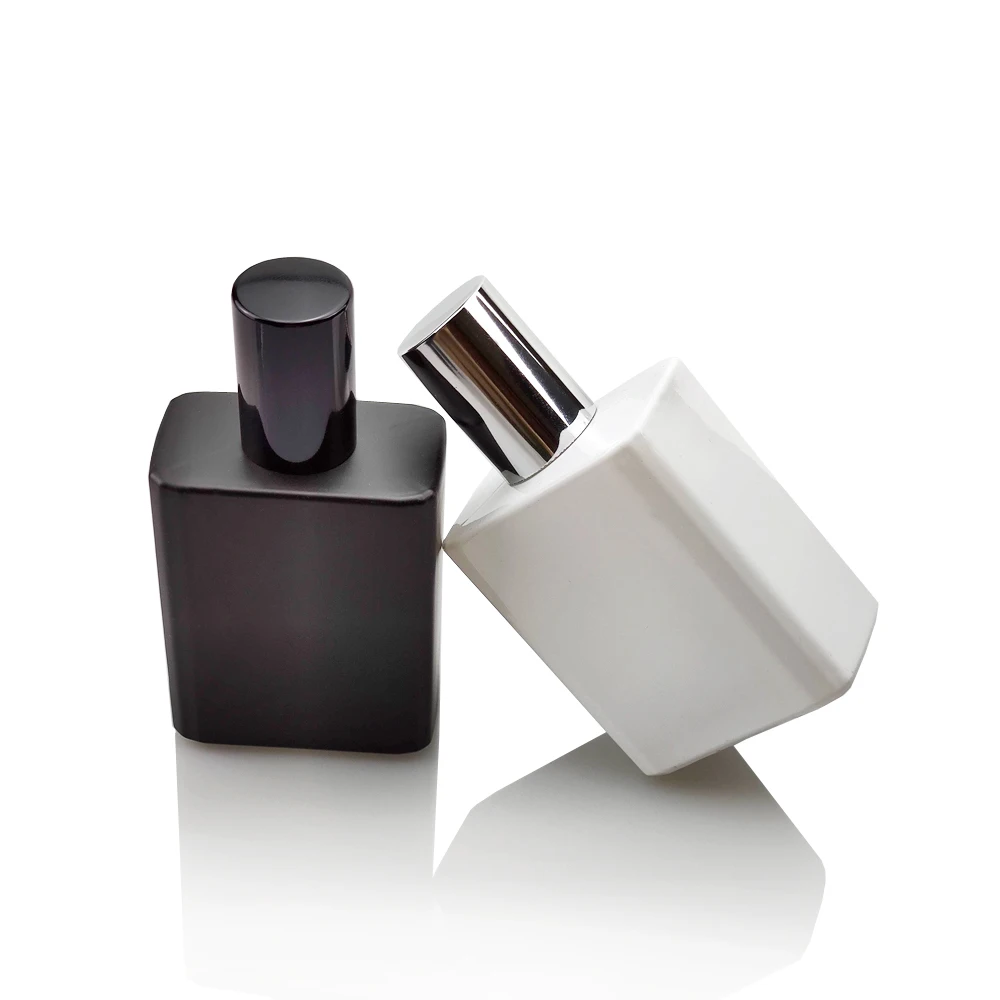 30ml 50ml Good Price in Stock Empty Matte Black Shiny White Refillable Screw Neck Pump Spray Perfume Bottle Promotional