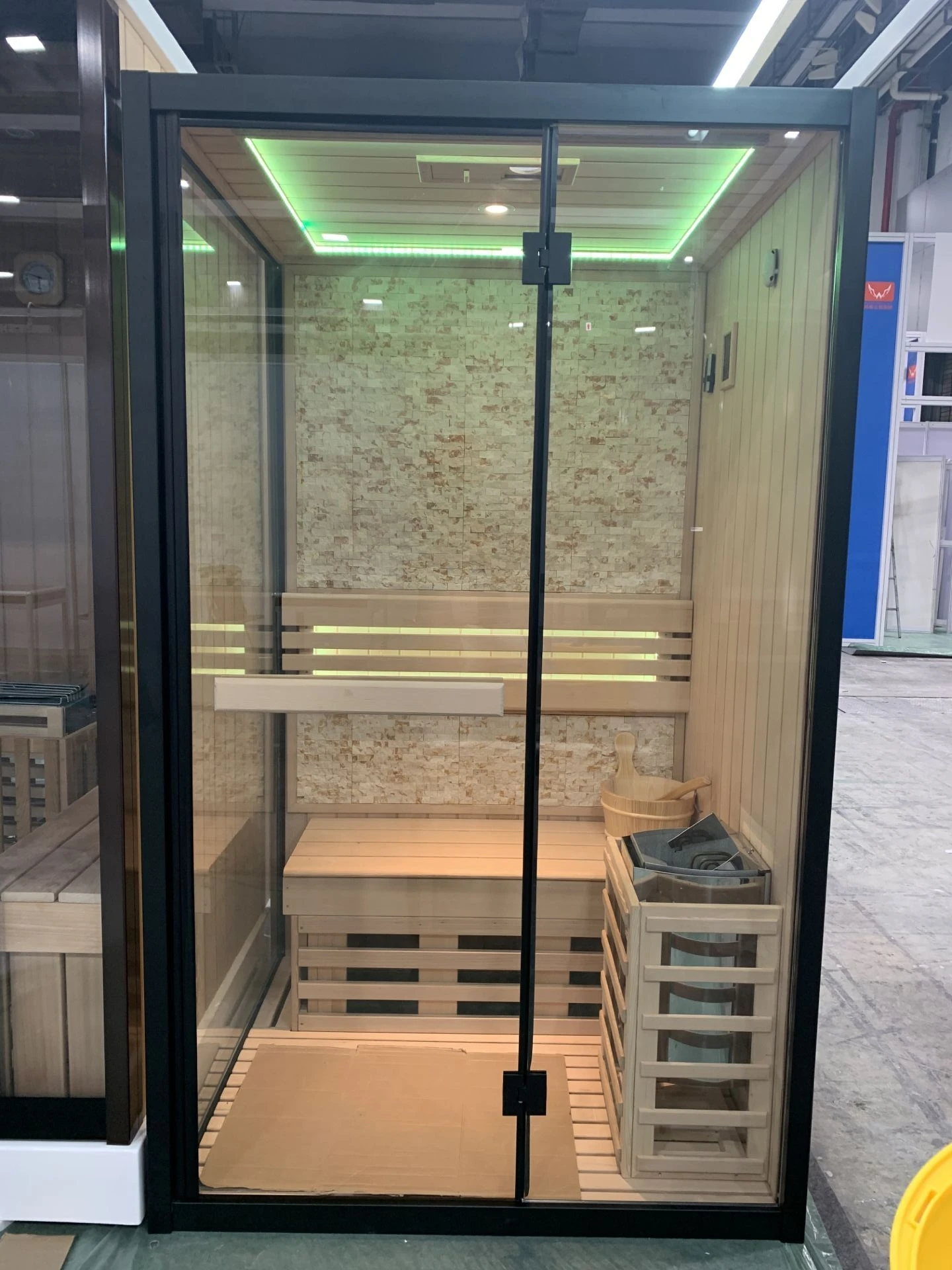 Finnish sauna room traditional wet steam sauna  aluminium frame spruce wood hemlock red cedar