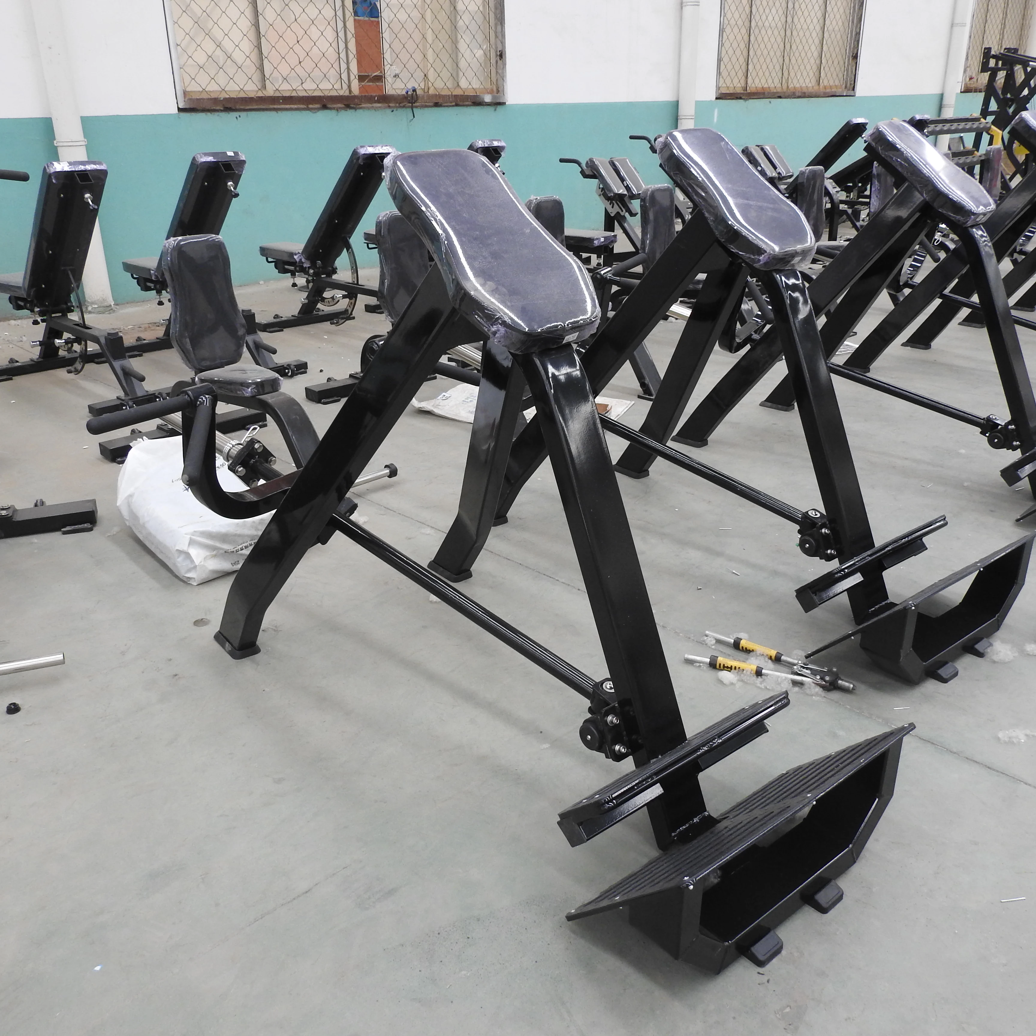 Chest Supported Incline T Bar Row Body Building Machine Incline Level Row for Gym