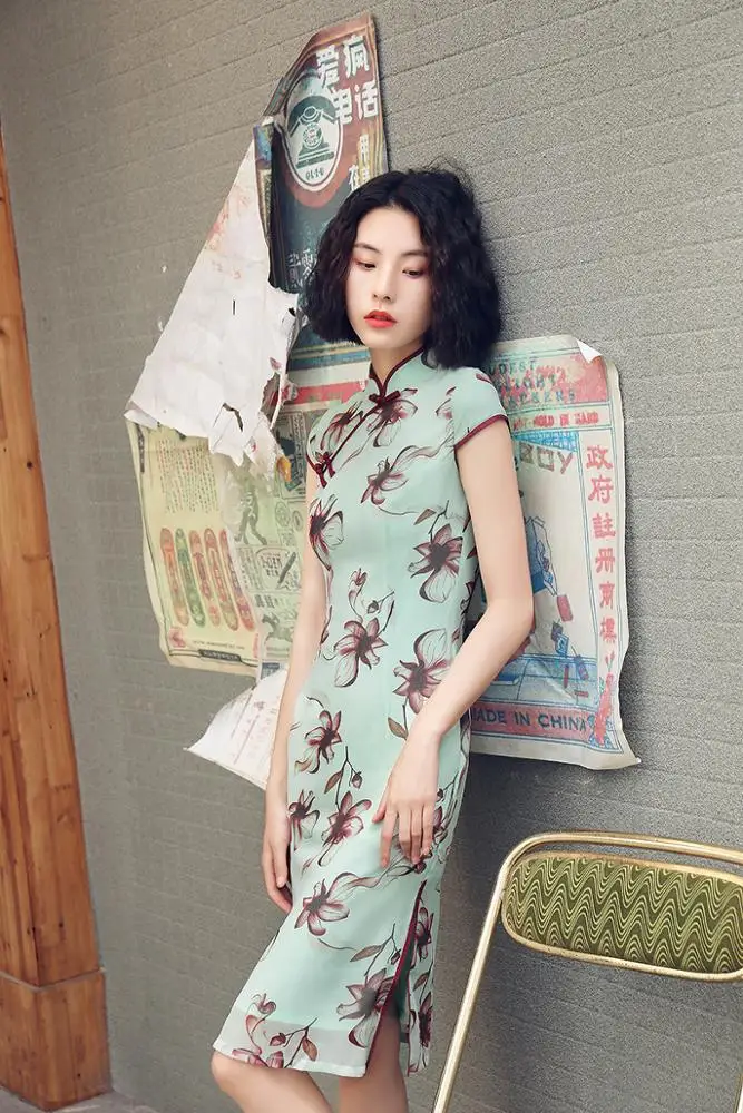 
wholesale short sleeve silk girls cheongsam qipao 