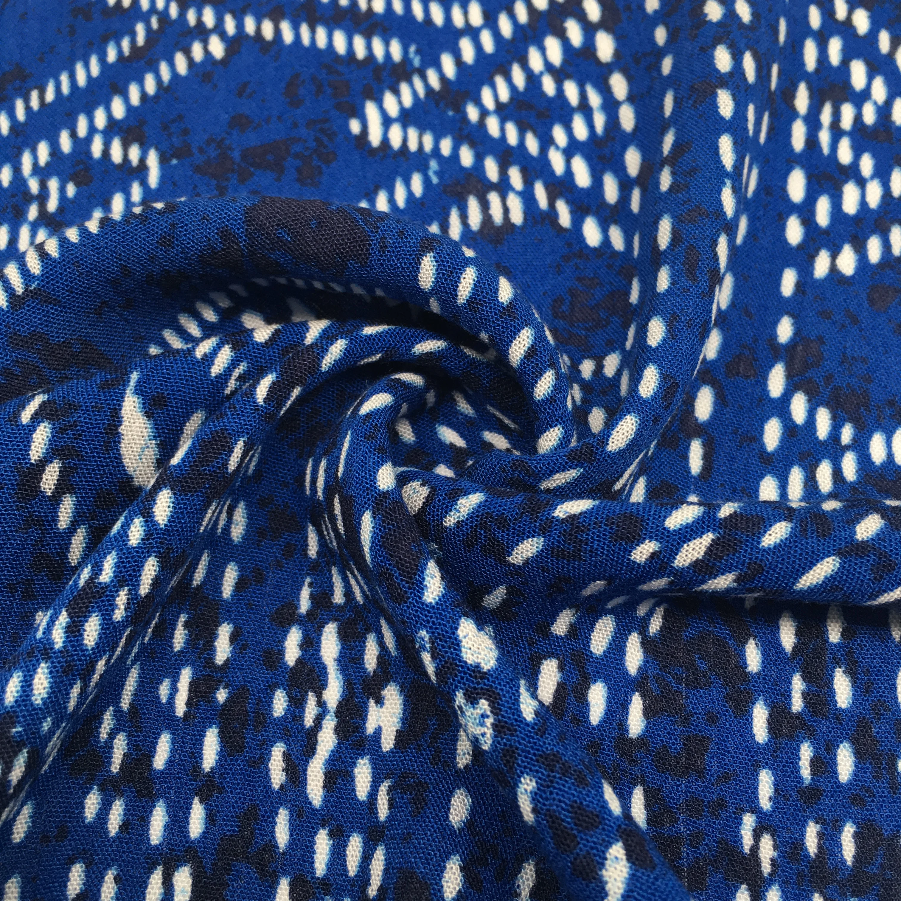 Hot selling products customize lightweight woven  print viscose rayon fabric manufacturers for dresses