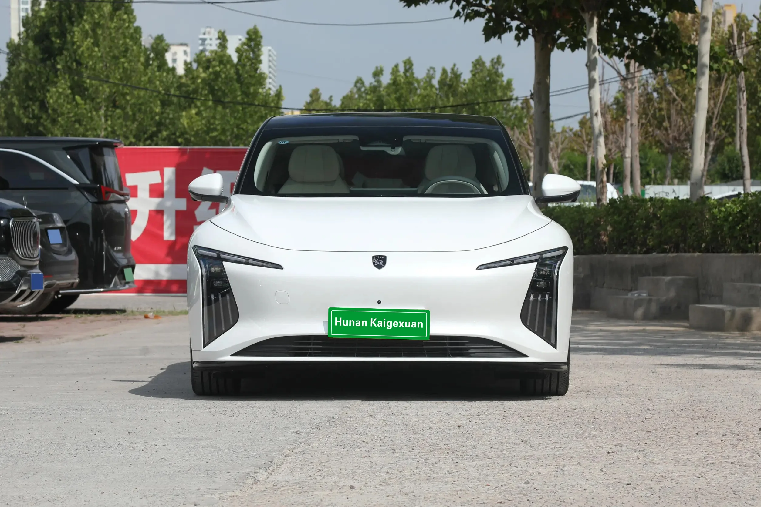 2024  Dongfeng  FORTHING xing Hai S7 intelligent pure electric mid-size hatchback sedan with a range of 555KM used cars for sale