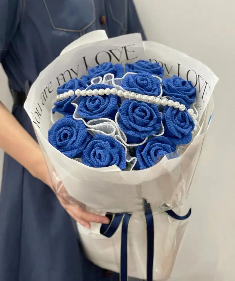 SY Rose Crochet Flower Bouquet Graduation Flower Bouquet Wedding Decor Hand-Knitted Flower with Gift Bags San Valentin Day Gifts
