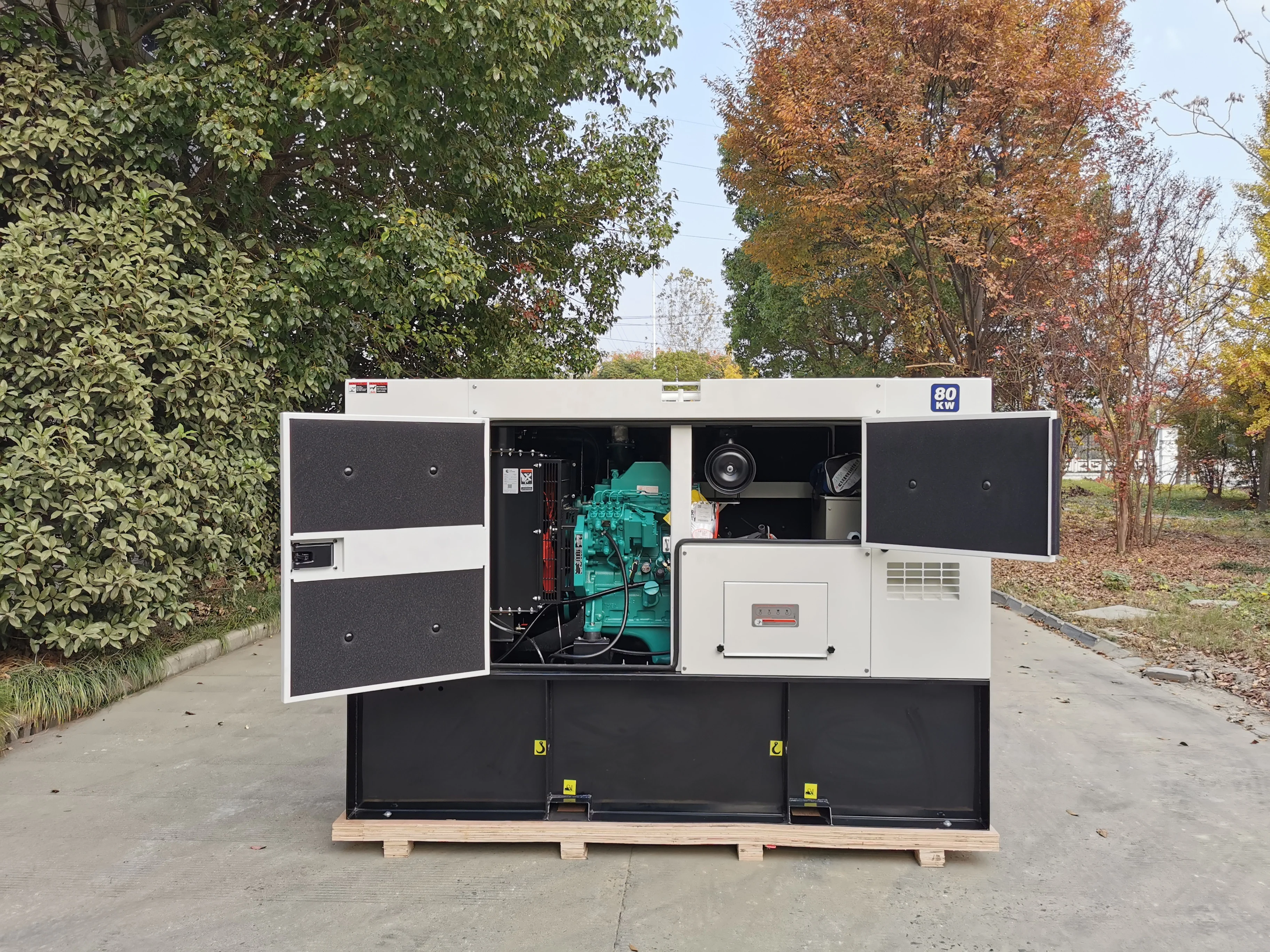 Резервный генератор Cummins 4bta3.9-G2 двигатель сверхтихий 60 кВА кВт Гц Дизельная генераторная