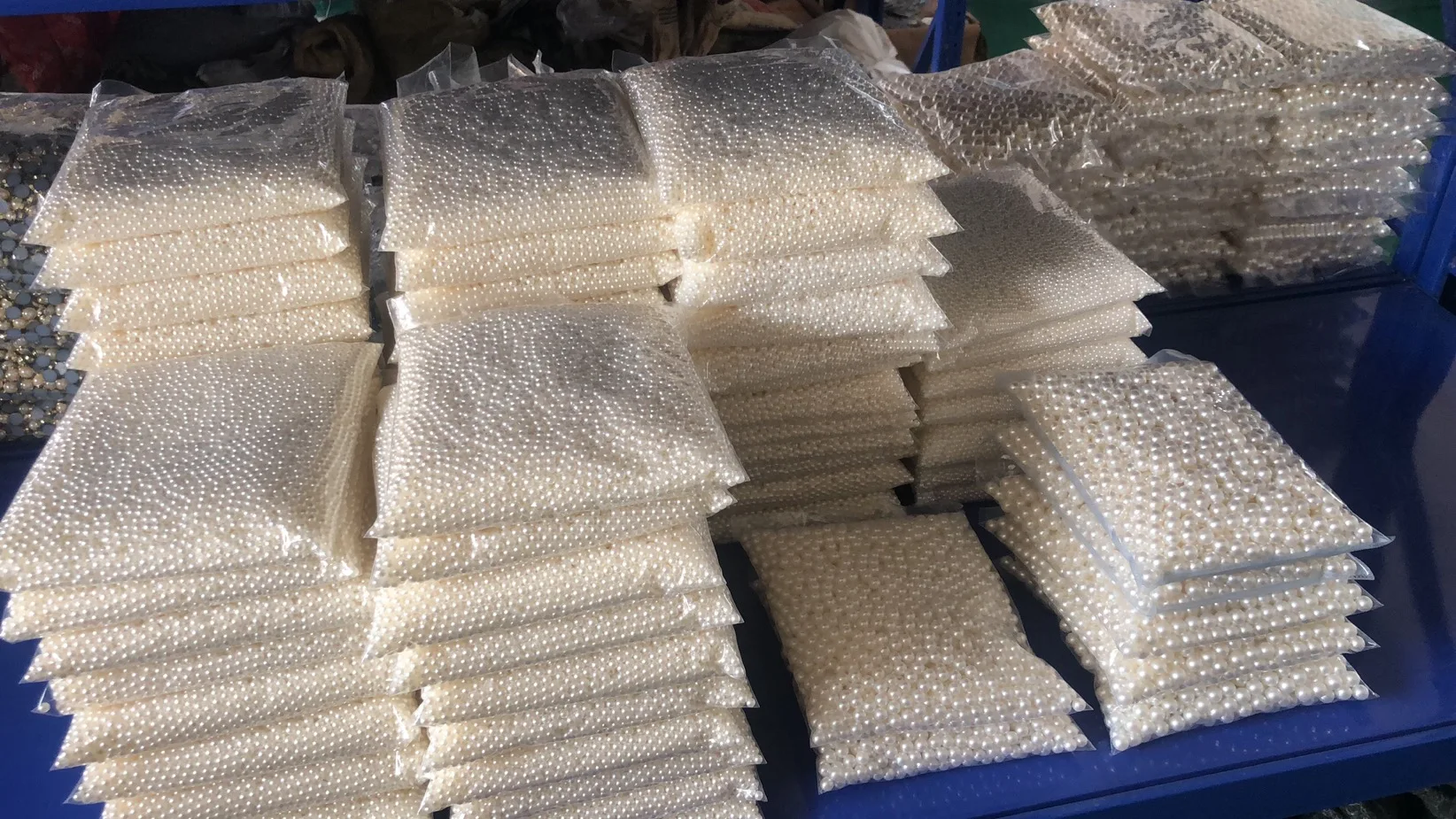  Factory Direct Sale Round Ivory Faux Plastic Loose ABS Pearl Beads For Decoration Clothing and
