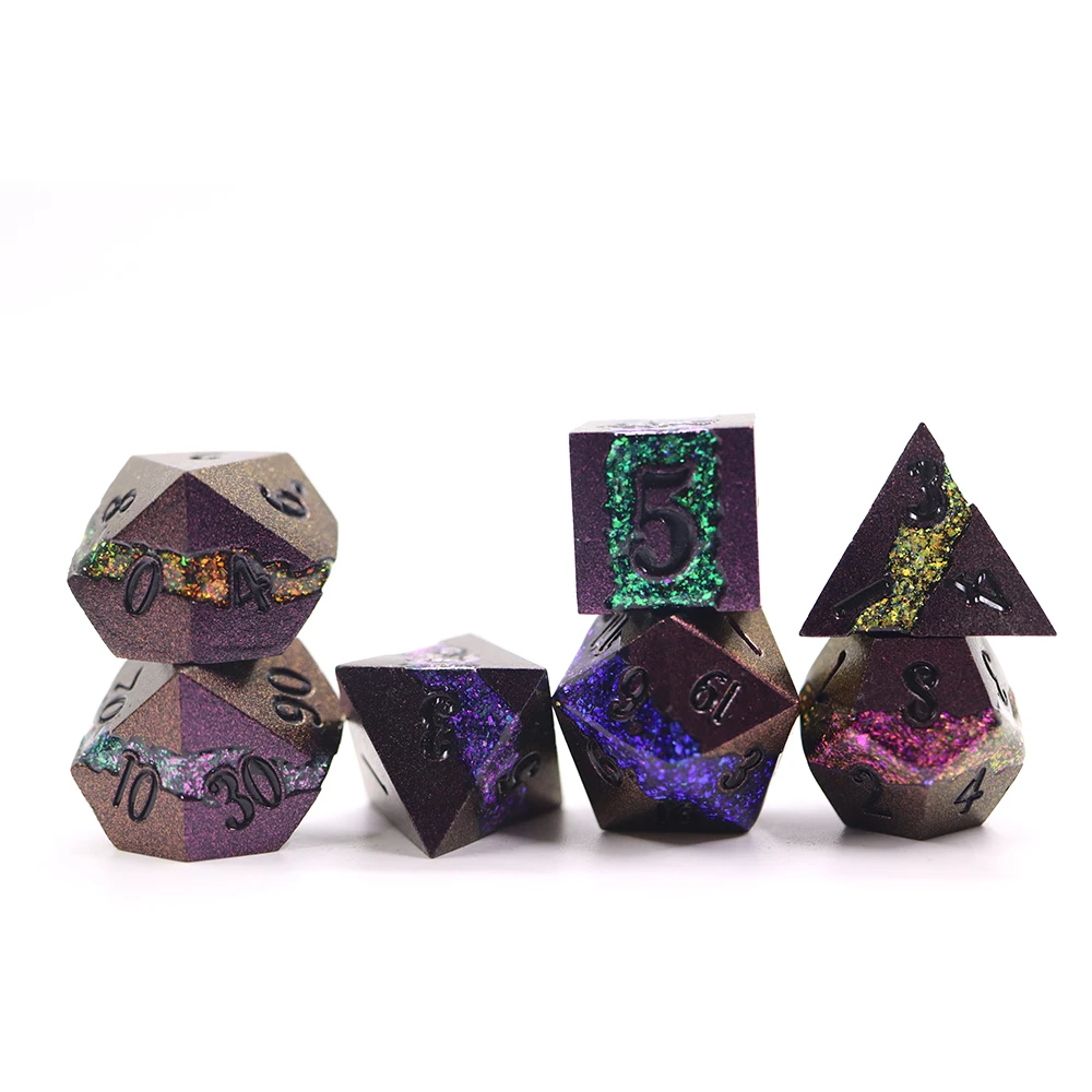 Professional suppliers new design resin metal crystal DND Stripe dice sets 7pcs polyhedral dice with sharp edges