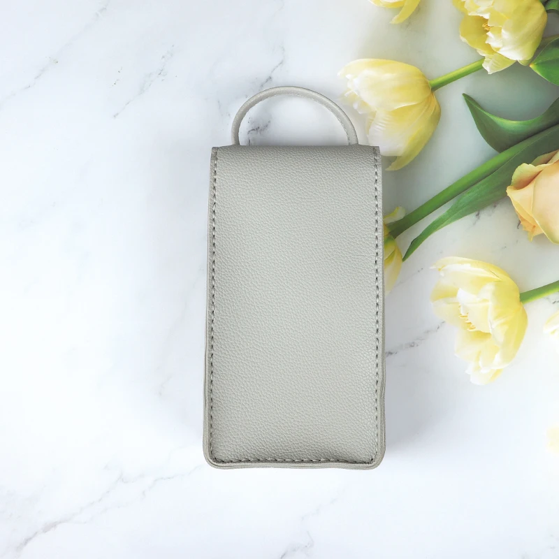 DIY handmade toy for child  easy assembly hand-stitched soft leather sewing  bear mobile phone hand bag