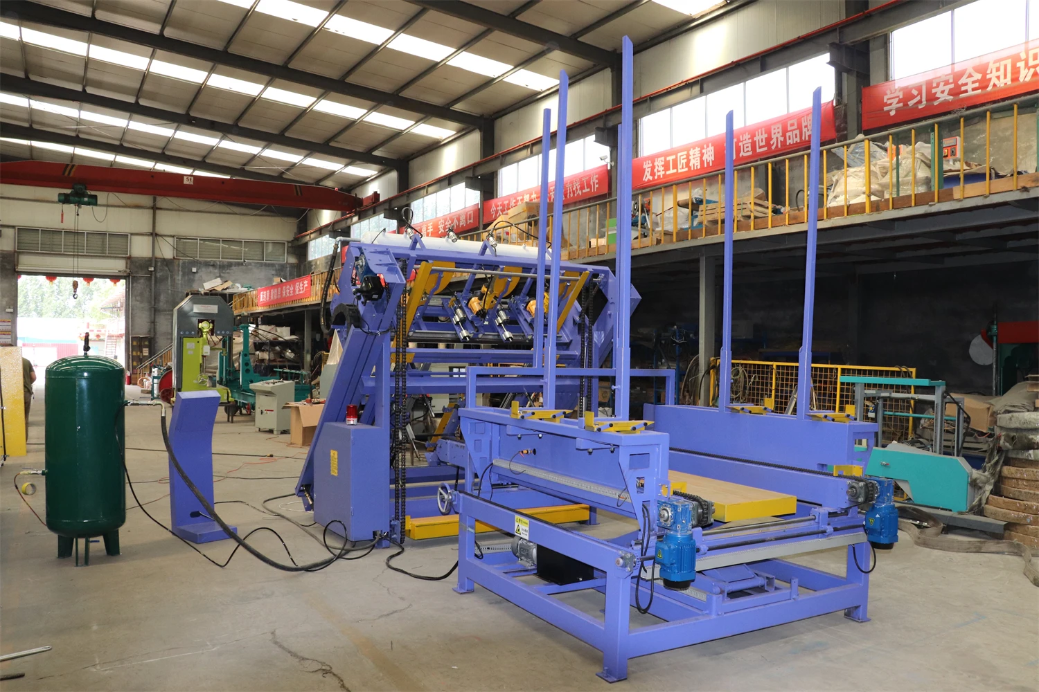 Nailing machine for making AWPN-1300 pallet nailing machine pallet machine