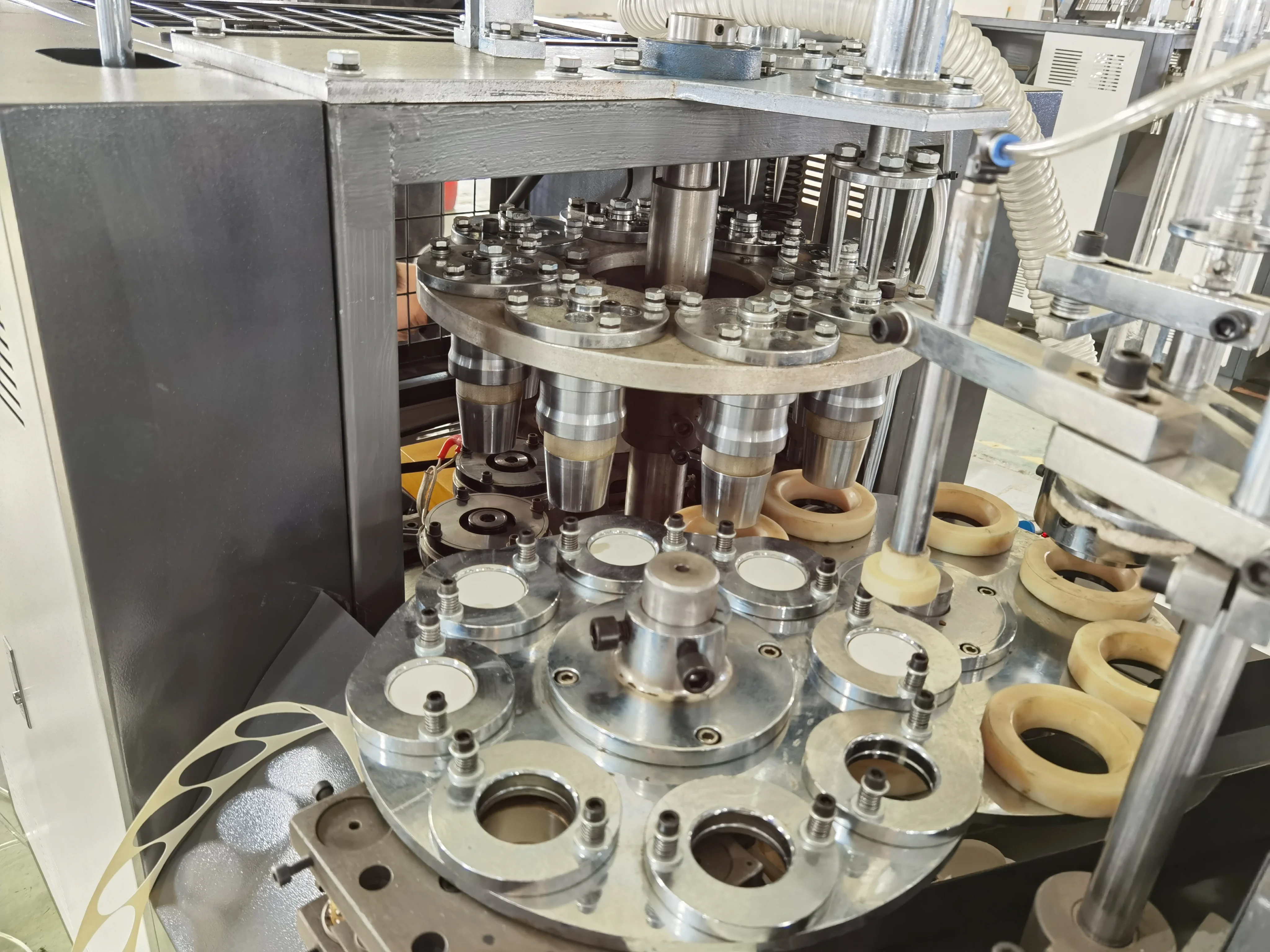 
the cheapest one Fully automatic paper cup making machine price 