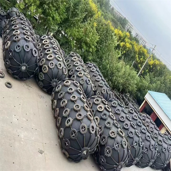 Pneumatic Rubber Fender with Hose Protective Equipment