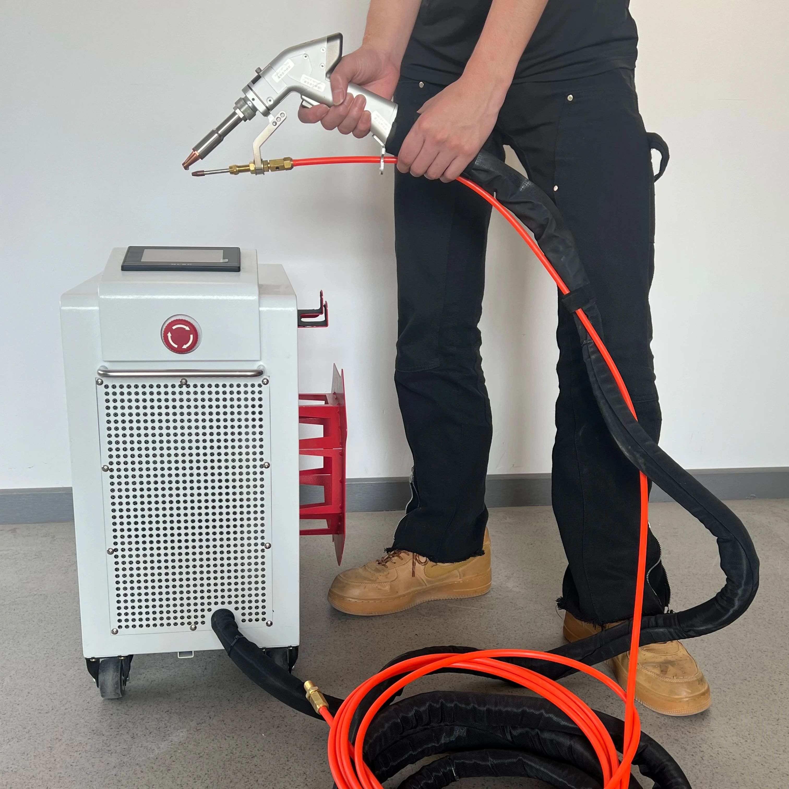Kindarc Laser Welder Handheld Laser Welding Machine Price Portable Laser Welding Machine 1000W 1500W 2000W
