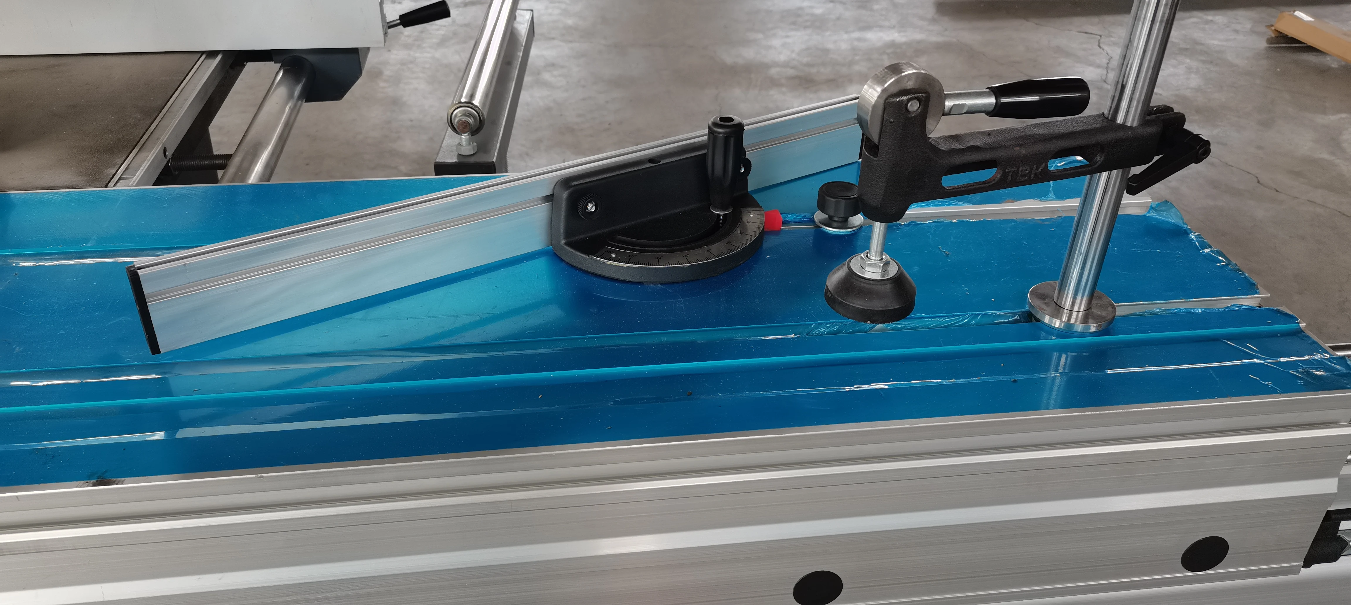 90-45 degree sliding table saw wood cutting machine /panel saw for woodworking/sliding table saw