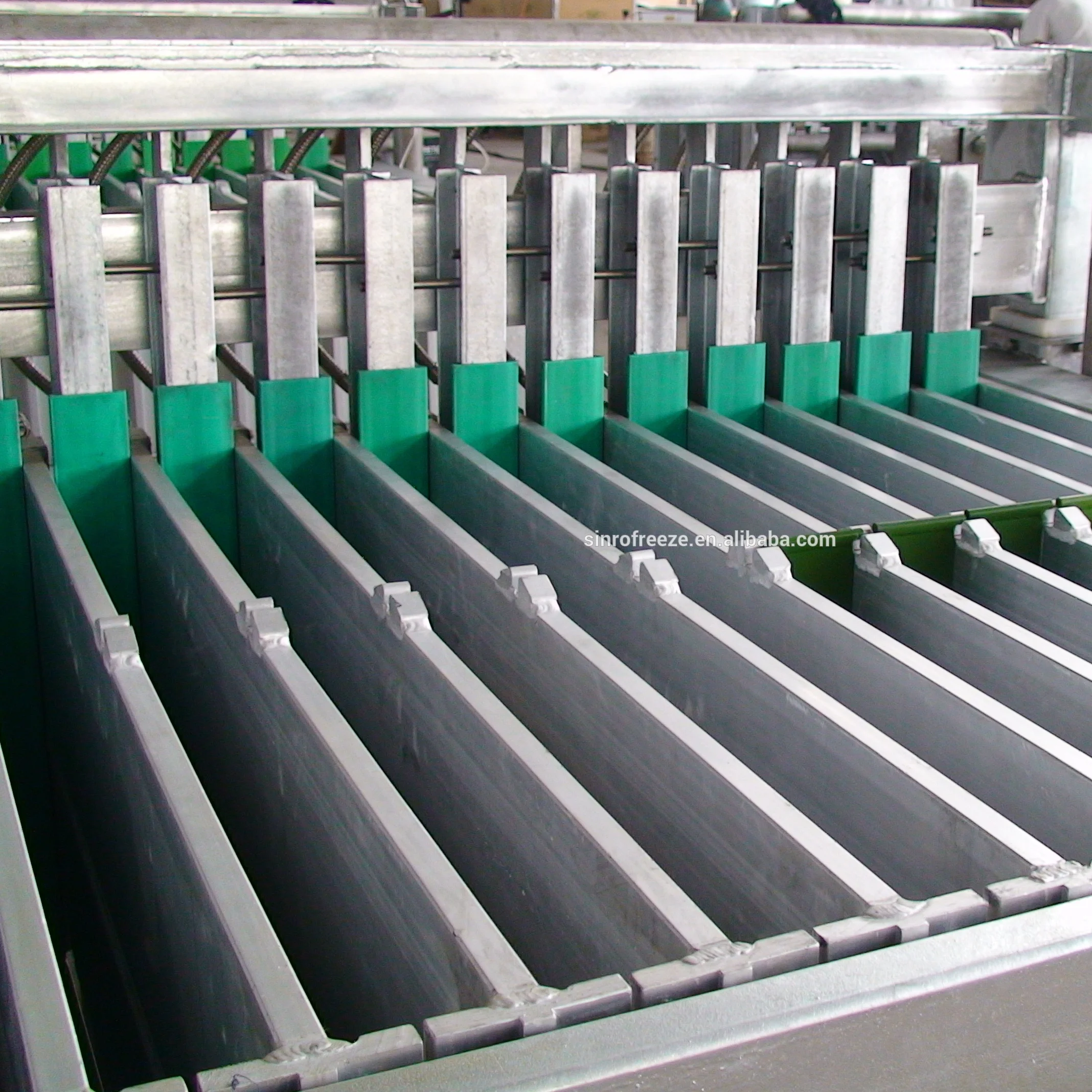 Vertical plate freezer for fish 1000kg/h