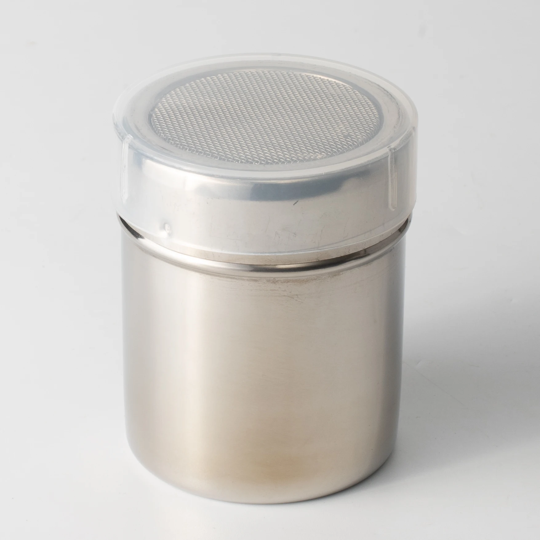 304 Stainless Steel Powder Sugar Fine Mesh Shaker With Lid for Coffee Cappuccino Latte