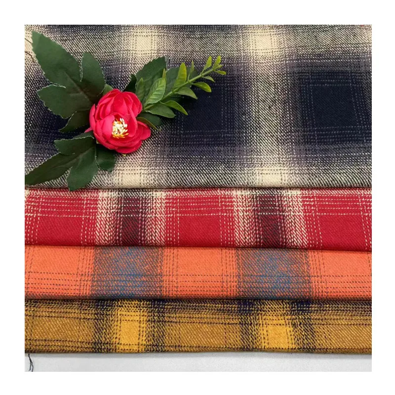 wholesale 100%cotton 150-160gsm 21*21 ground gingham plaid twill fabric for garment