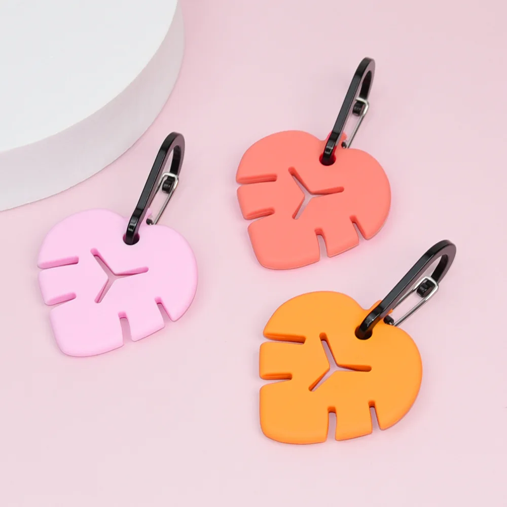 Xianchanpets New High Quality Poop Bag Holder Silicone Waste Bag Carrier Eco Friendly Portable Dog Pet Poop Bag Holder