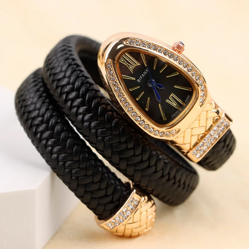 New Snake Wristwatch Custom Logo Bracelet Watches Ladies Women Diamond Leather Strap Bracelet