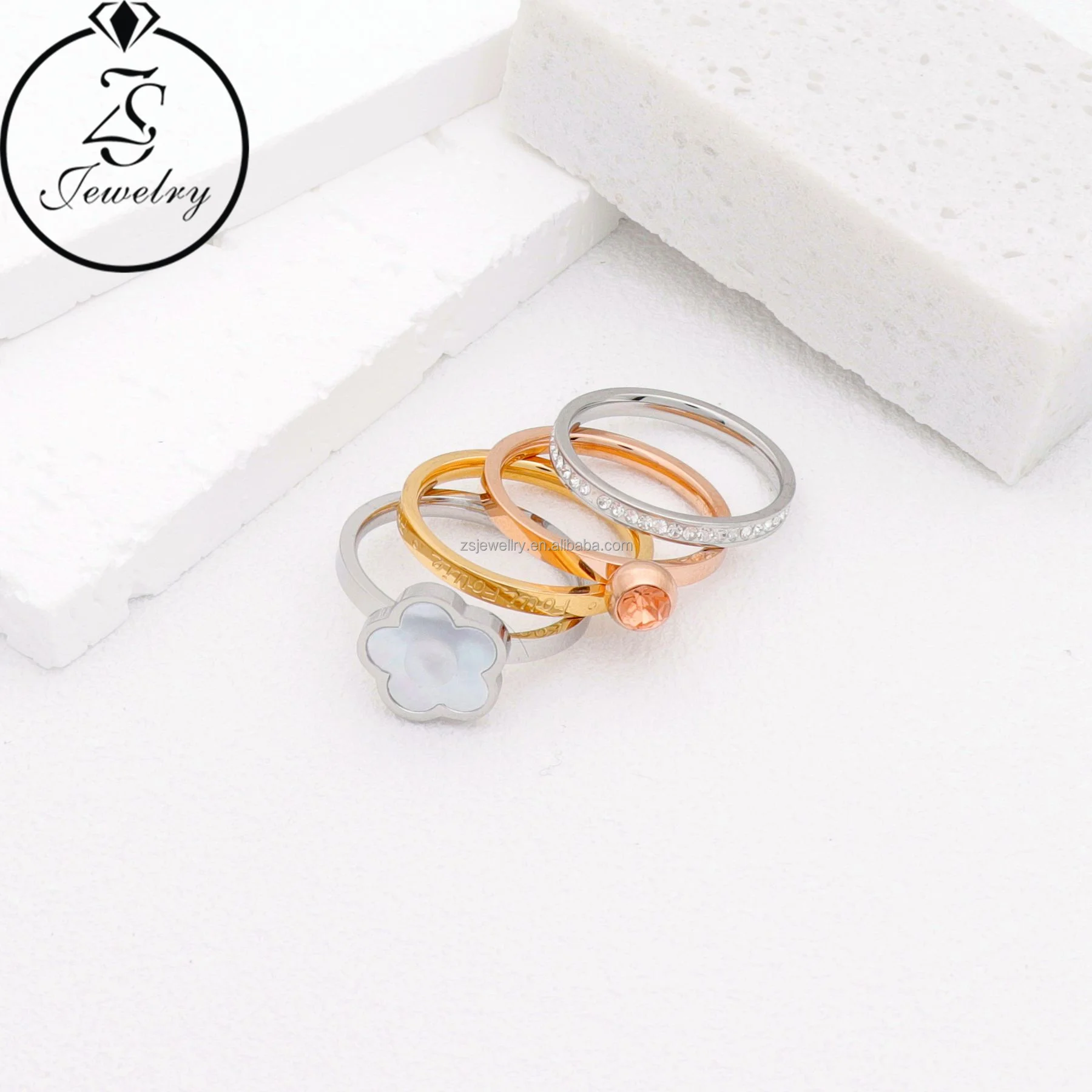 Reasonable Price Gold Plated Silver Stainless Steel Jewelry Love Geometric Stone Three Color Luxury Wedding Design Ring