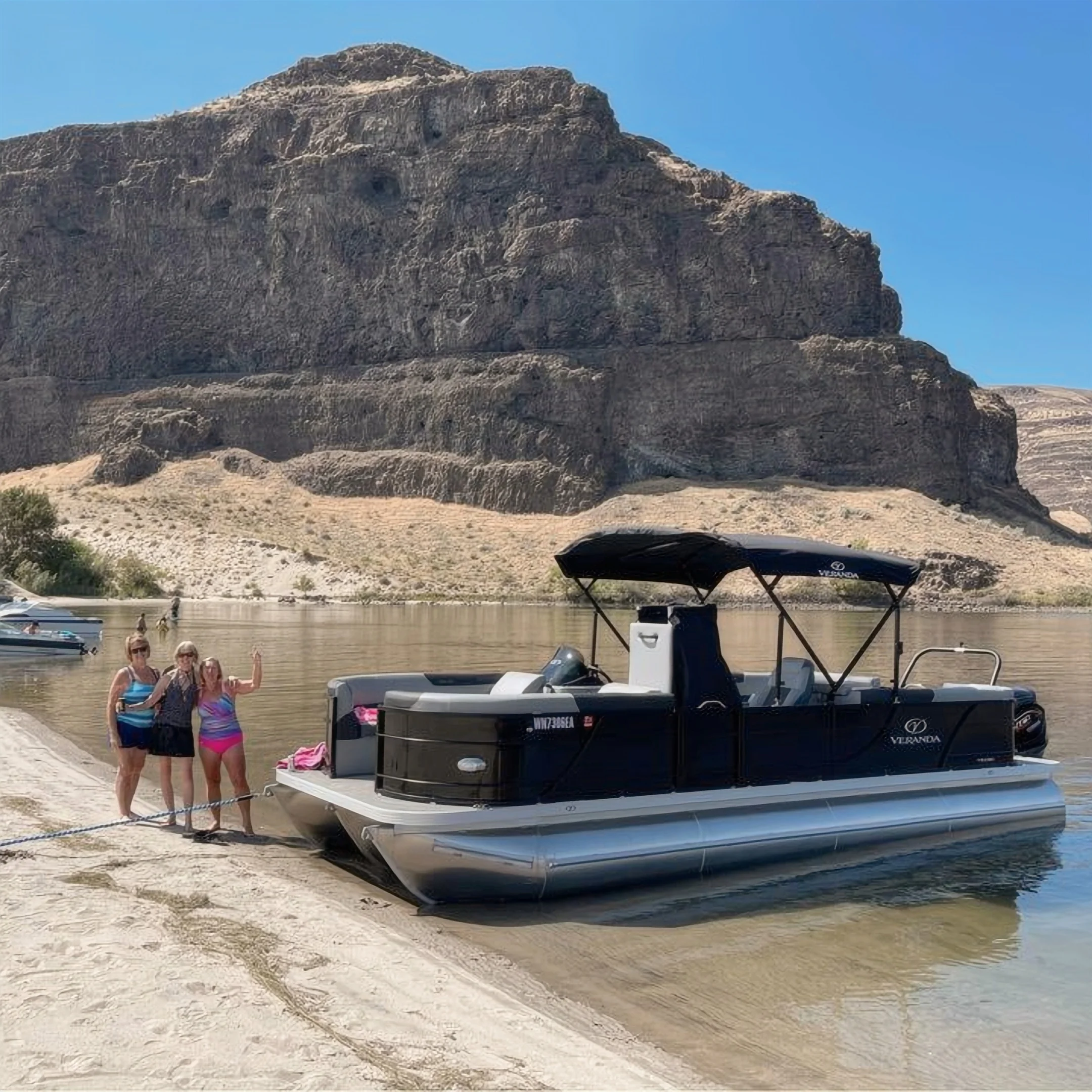 Fiberglass Boat Hot Sale in The Us and Australia Aluminum Pontoon Boat with Trailer and Boat Cover