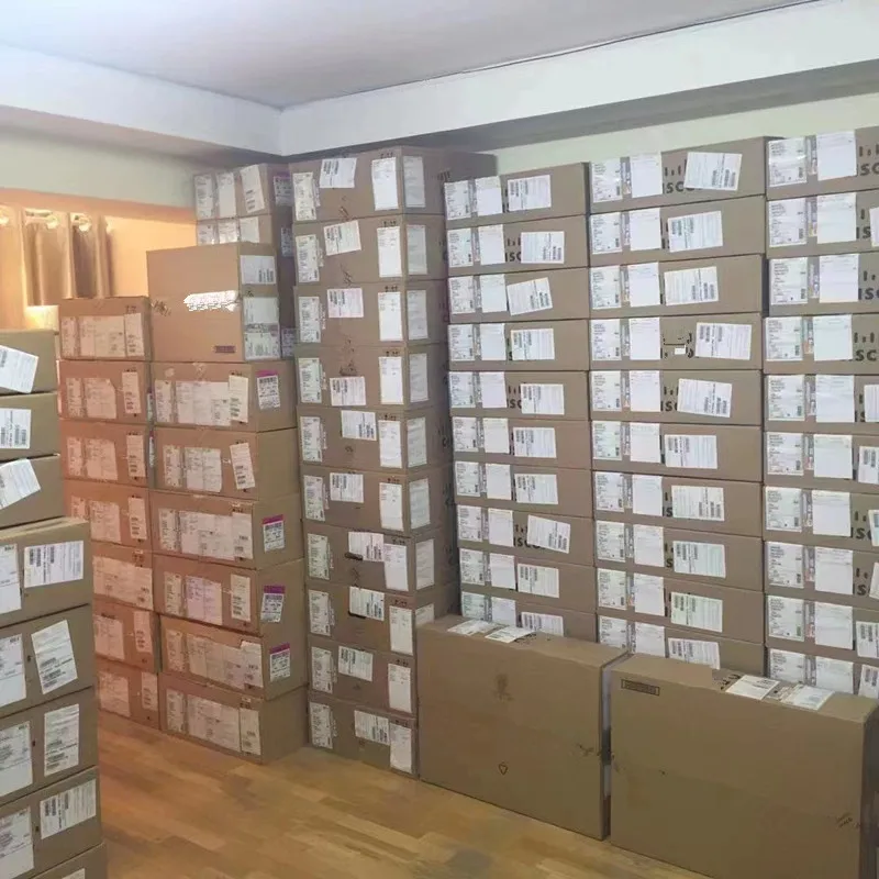 Оригинальный коммутатор scisco C9500-48Y4C-E коммутатора poe 48 портов gigabit 1000