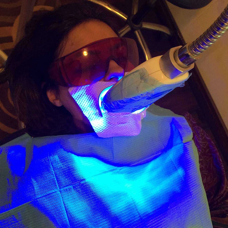 Disposable Anti-Drug Bibs Napkin Medical Oral Care Tools