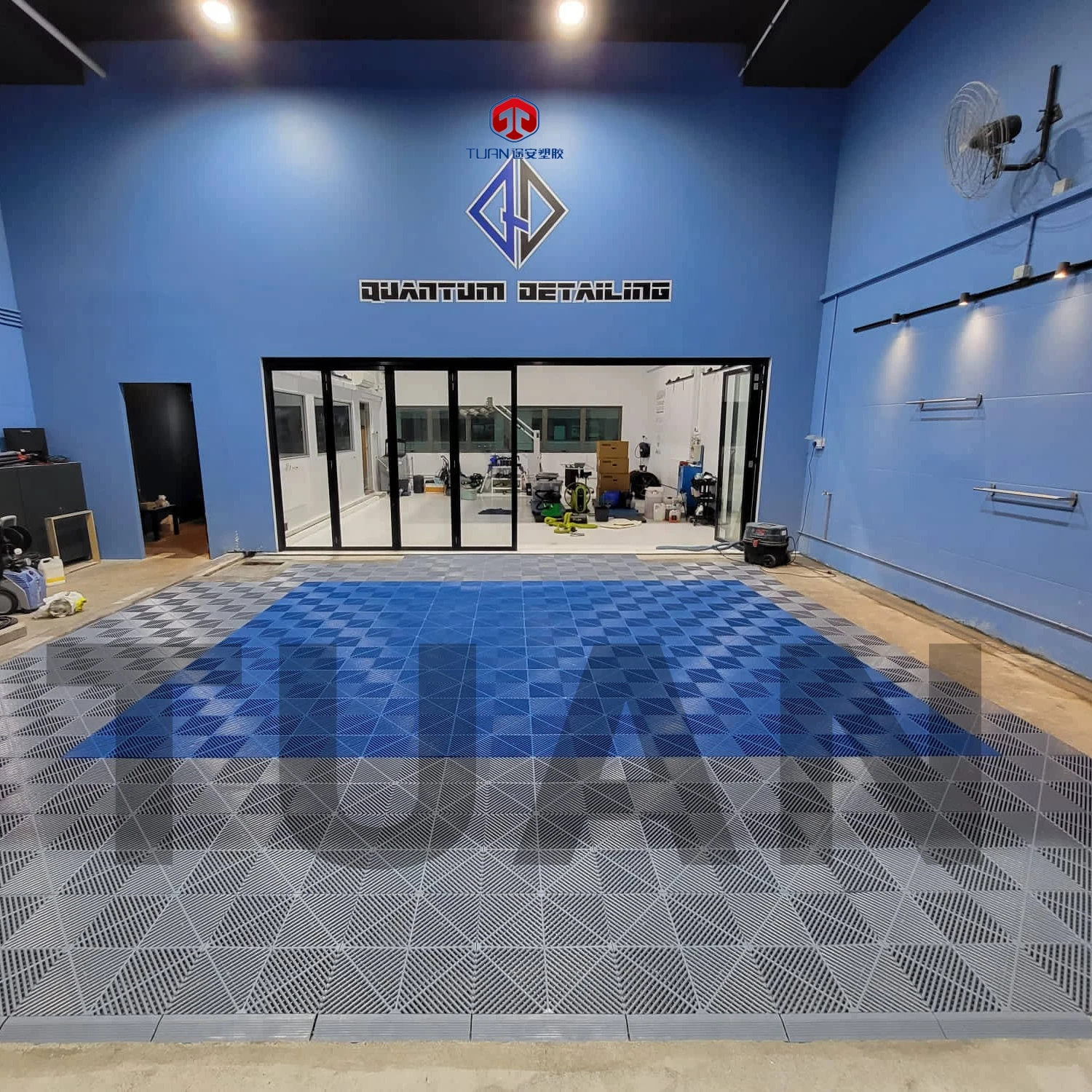 China manufacture Plastic PP Auto Detailing Interlock Garage floor Tiles
