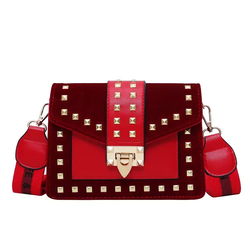 New Arrival Korean Rivet Versatile Crossbody Black Green Ladies PU Leather Women Bags Handbag Customized Shoulder Strap