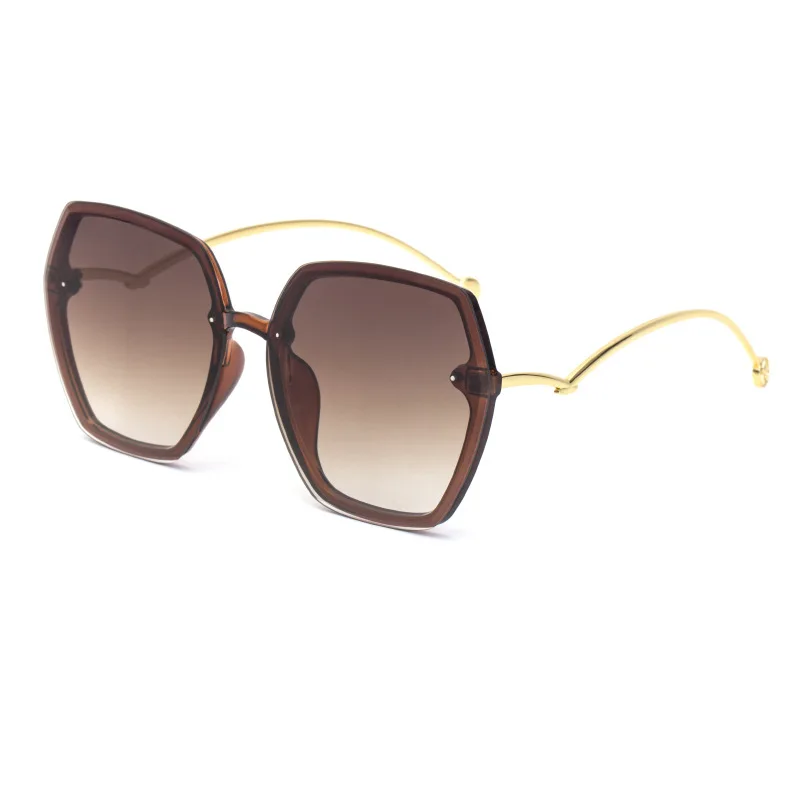 2021 Vintage Trendy Oversize Square Wave Temple Women Sunglasses W9142