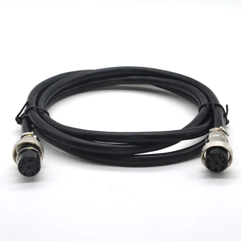 Черный данных по производству кабелей и проводов для используется для передачи данных сети в сборе