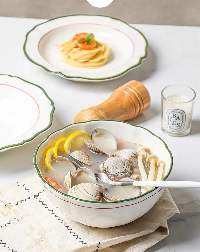 Заводская оптовая продажа керамическая посуда в европейском стиле изысканная фарфоровая на заказ форме цветка